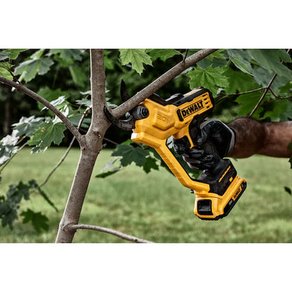 DCPR320B - 20V MAX 1-1/2 in. Cordless Pruner (Tool Only)